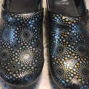 Dansko Multi color  Medallion Lether clogs pre-owned